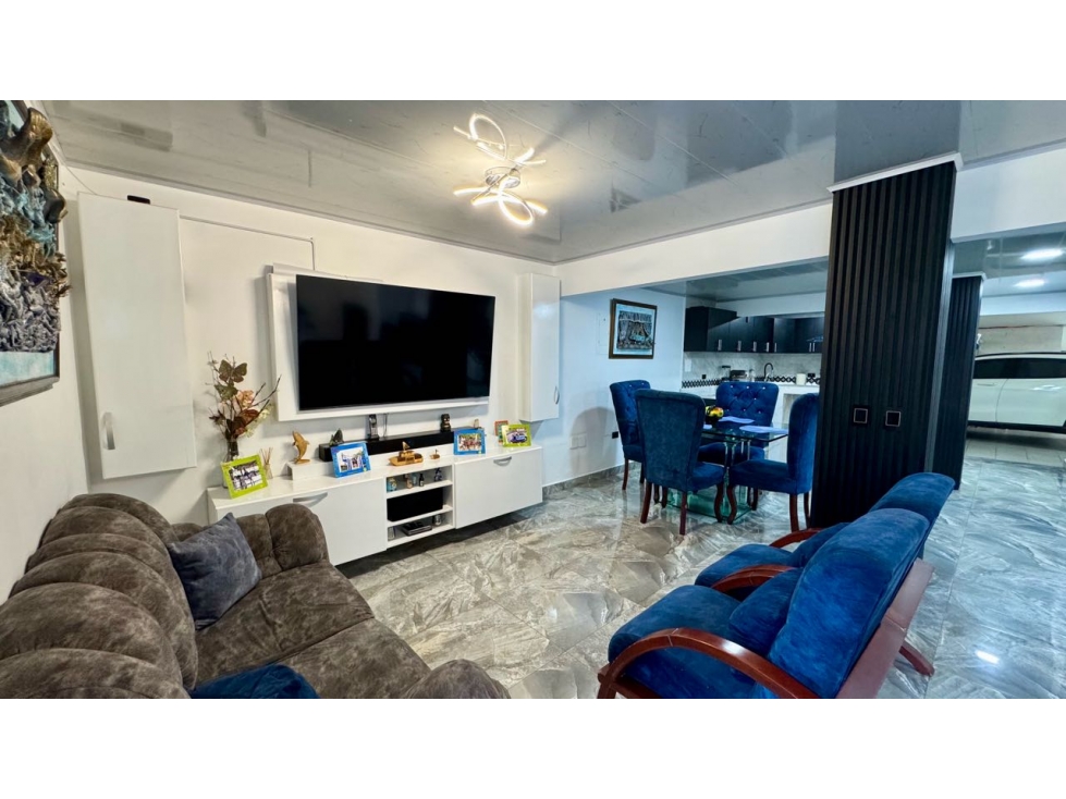 Casa esquinera de tres pisos en venta permuta Barrio Santa Ana Palmira — foto 3
