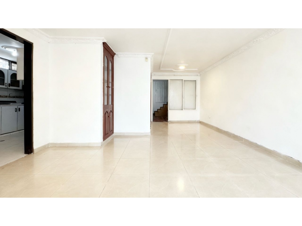 Casa esquinera de tres pisos en venta | Las Flores - Palmira — foto 4
