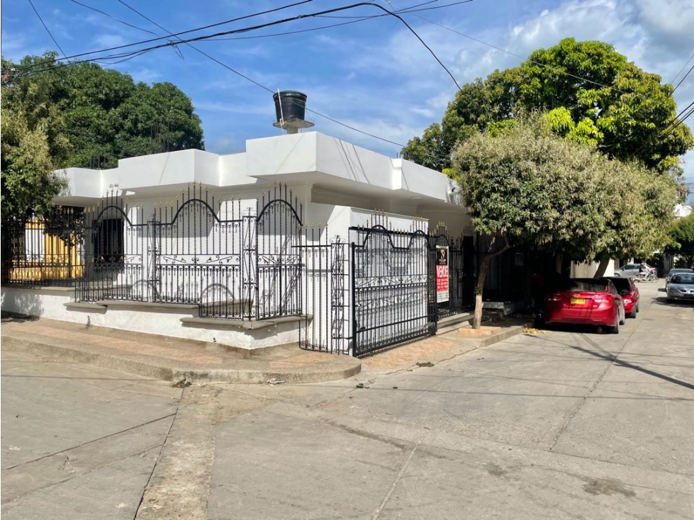 Casa esquinera venta sector San José santa Marta