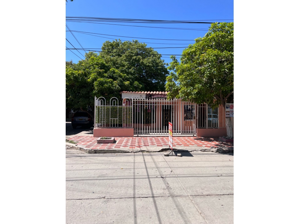 Casa Esquinera en Barrio Obrero