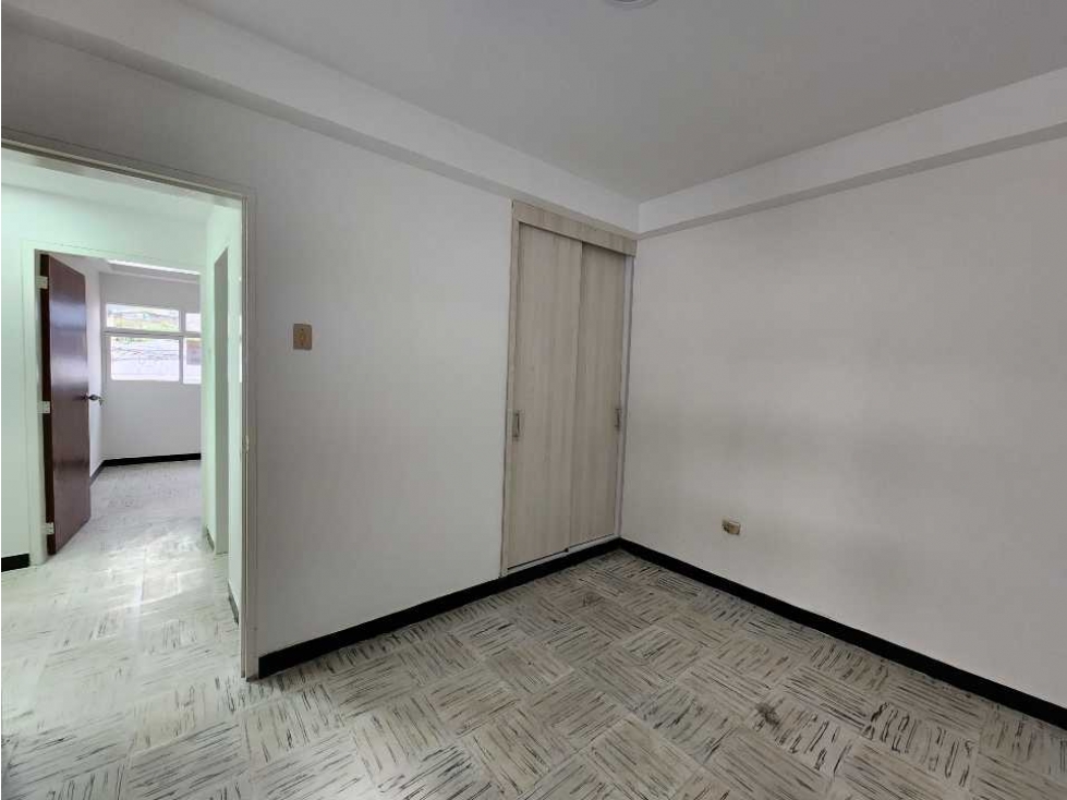 CASA ESQUINERA EN CENTRO DE ARMENIA para uso comercial o institucional — foto 5