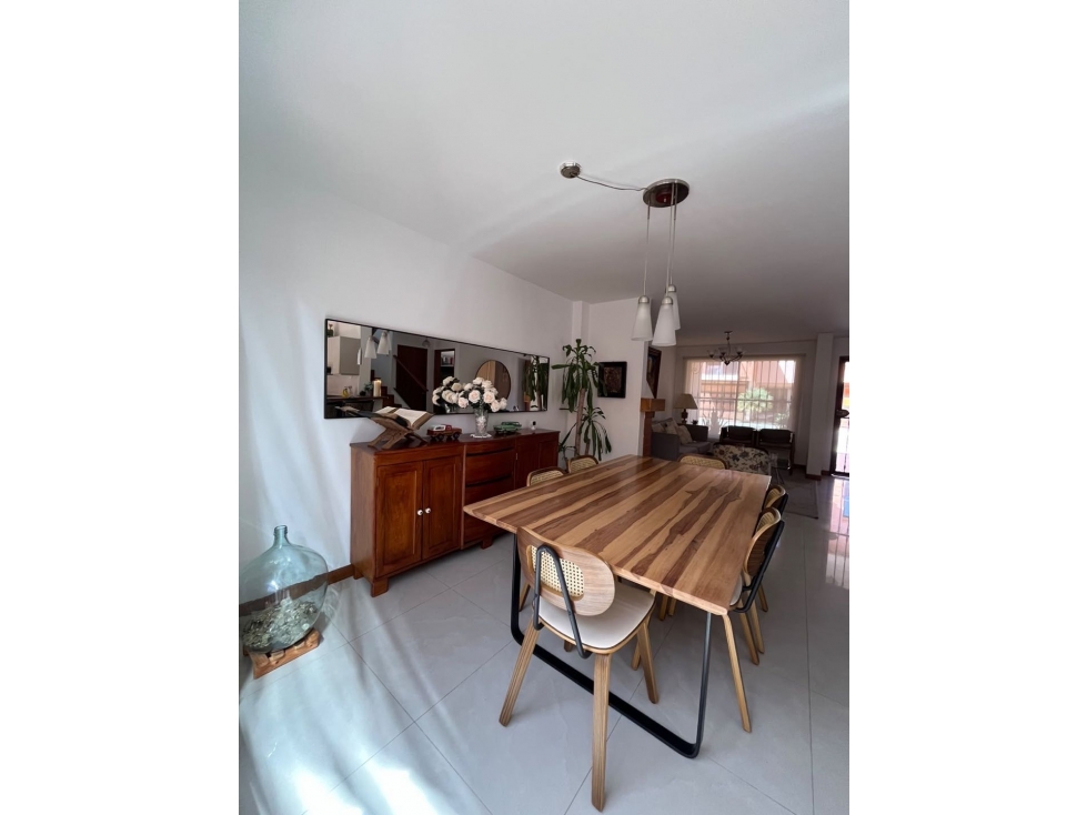 Venta de Casa esquinera en Llanogrande — foto 3