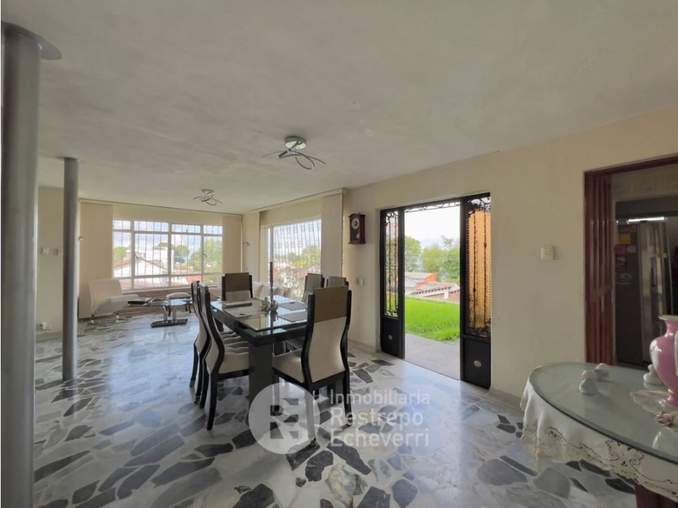 Casa esquinera en venta, barrio La Francia, Manizales — foto 3