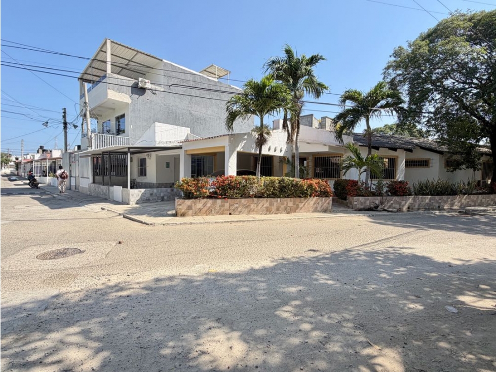 Casa esquinera en venta conjunto residencial villa Toledo Santa Marta