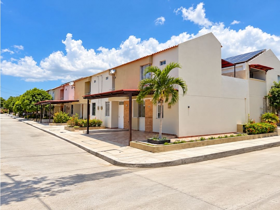 Majestuosa.casa esquinera en venta conjunto Residencial san Lorenzo — foto 2