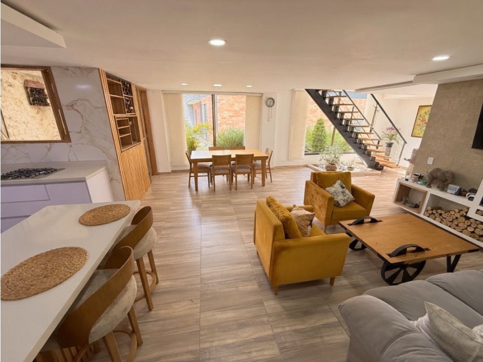 Casa esquinera en venta en exclusiva unidad cerrada. — foto 4