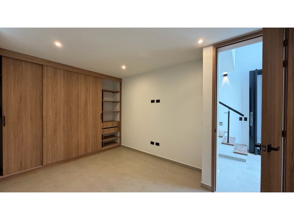 Casa esquinera en venta en La Ceja, Sector Campestre Real — foto 6
