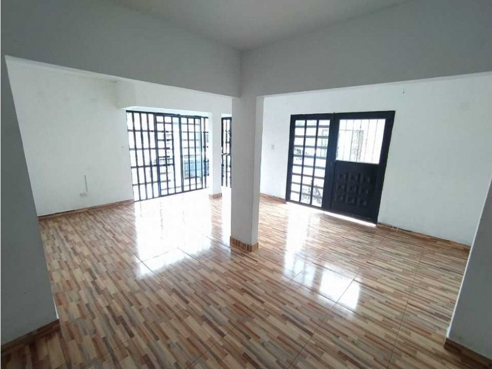 CASA ESQUINERA CON LOCAL EN VENTA EN JUAN PABLO PARA COMERCIO, PALMIRA — foto 5