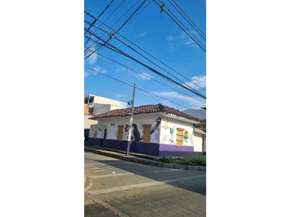 Casa esquinera en venta Jamundi sobre via principal sector comercial — foto 5