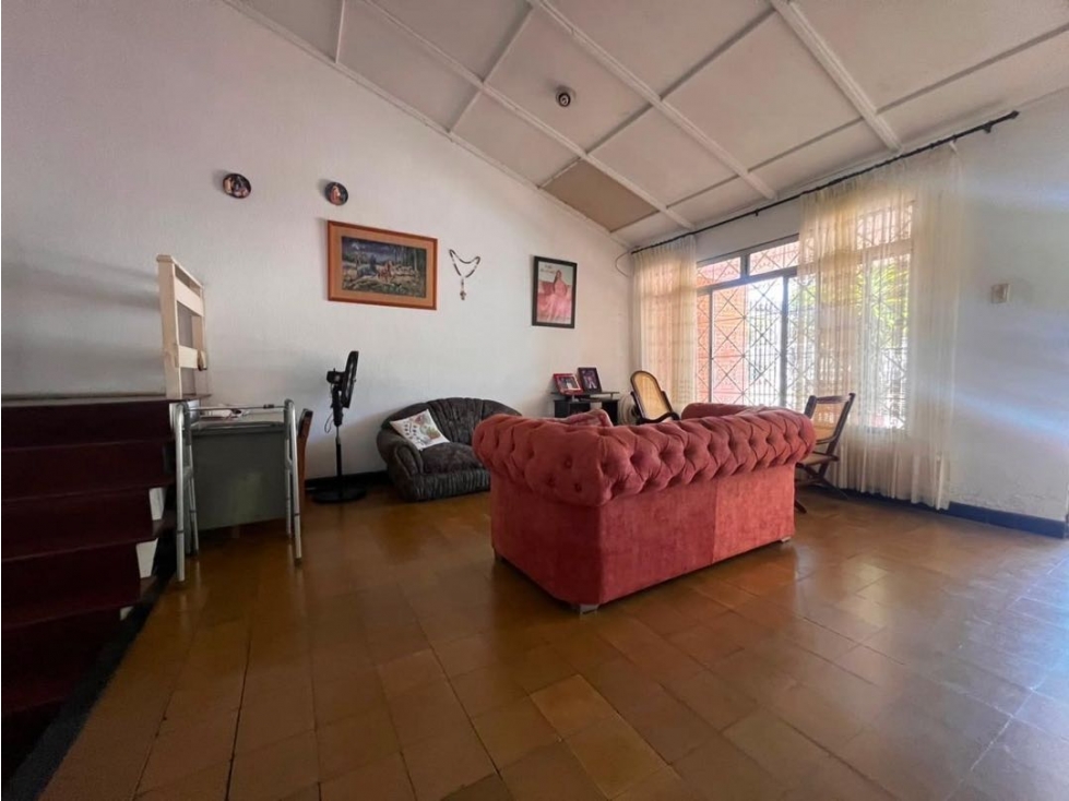 Casa esquinera en venta paraiso