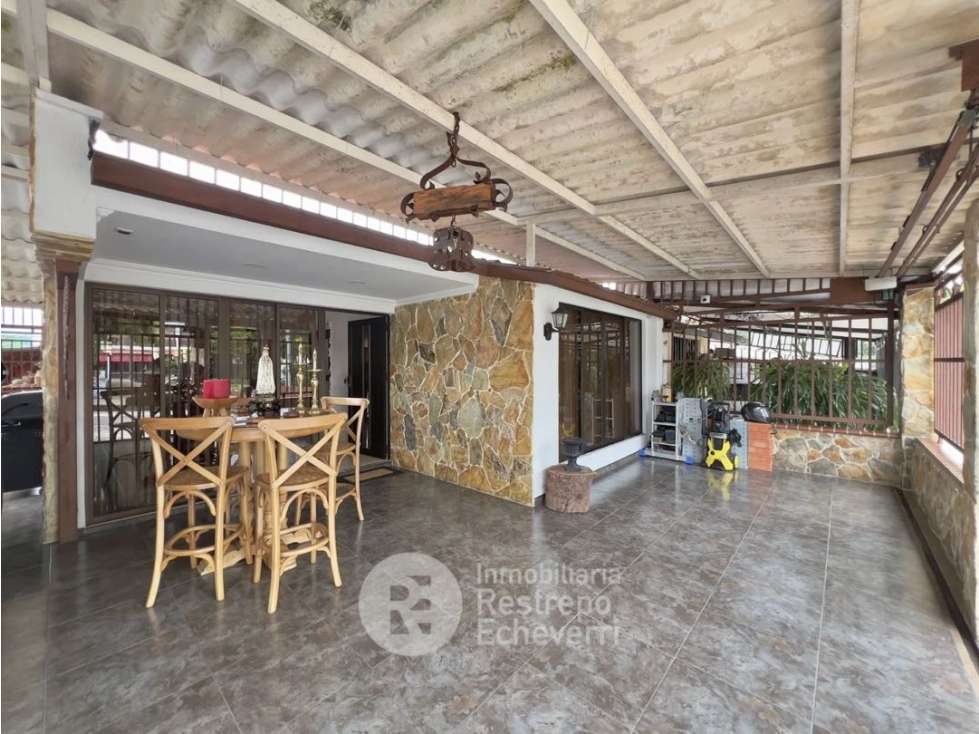 Casa esquinera en venta, Rincón Campestre, Chinchina - 1