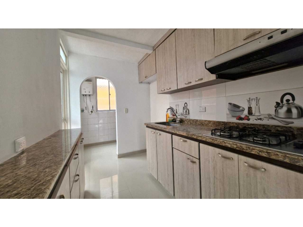 Casa esquinera en.conjunto cerrado Sector la villa