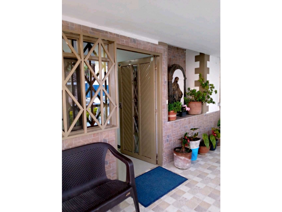 Casa esquinera para la.venta en Ulloa — foto 2