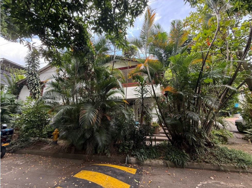 CASA ESQUINERA UBICADA EN ENVIGADO EN UNIDAD CERRADA — foto 2