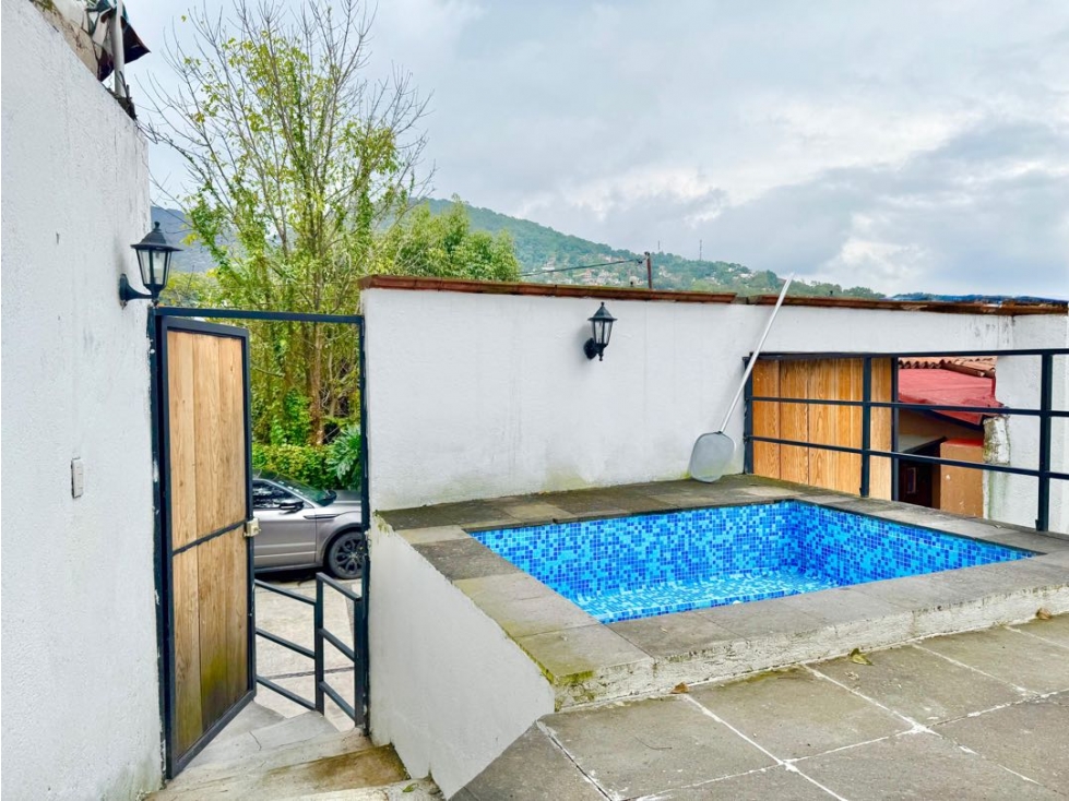 Casa en Venta Valle de Bravo con jacuzzi, estilo cabaña amueblada — foto 2