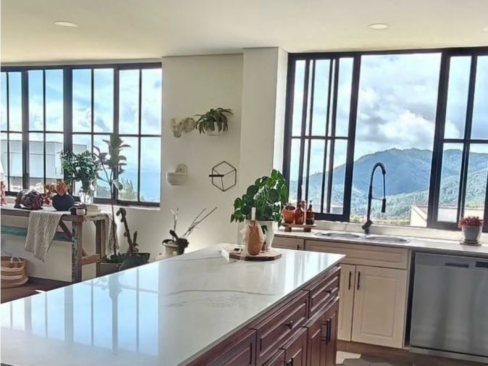 Casa familiar en venta en El Escobero — foto 2
