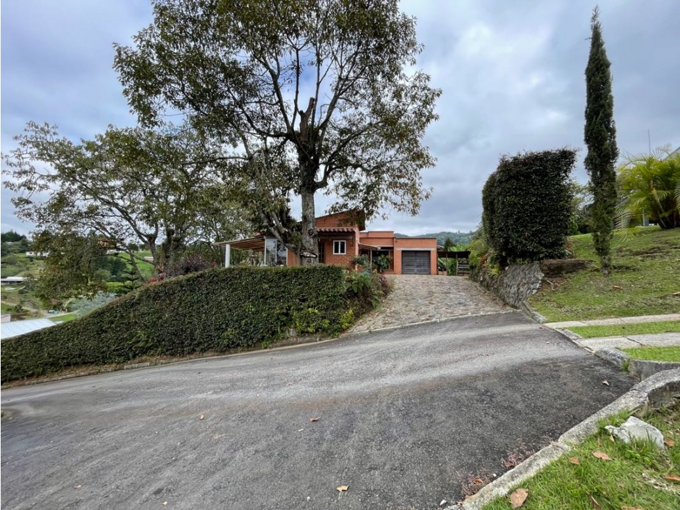 Casa Finca (cabaña) en parcelación en Guarne Vereda La Clara — foto 3