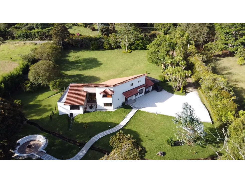 Casa finca campestre en venta sector el Yarumo vía San Antonio la ceja