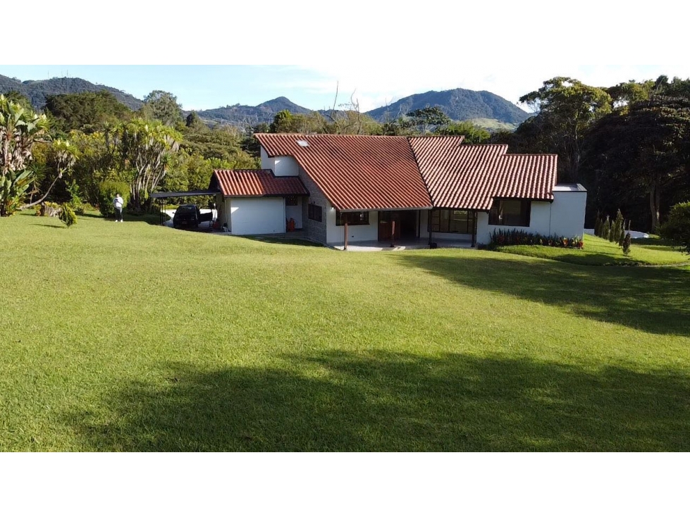 Casa finca campestre en venta sector el Yarumo vía San Antonio la ceja — foto 2