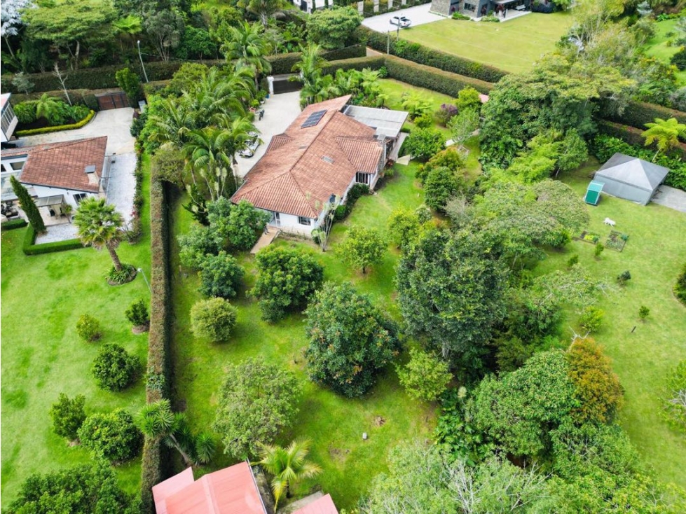 Casa finca campestre independiente en venta en la ceja sector el tambo — foto 2