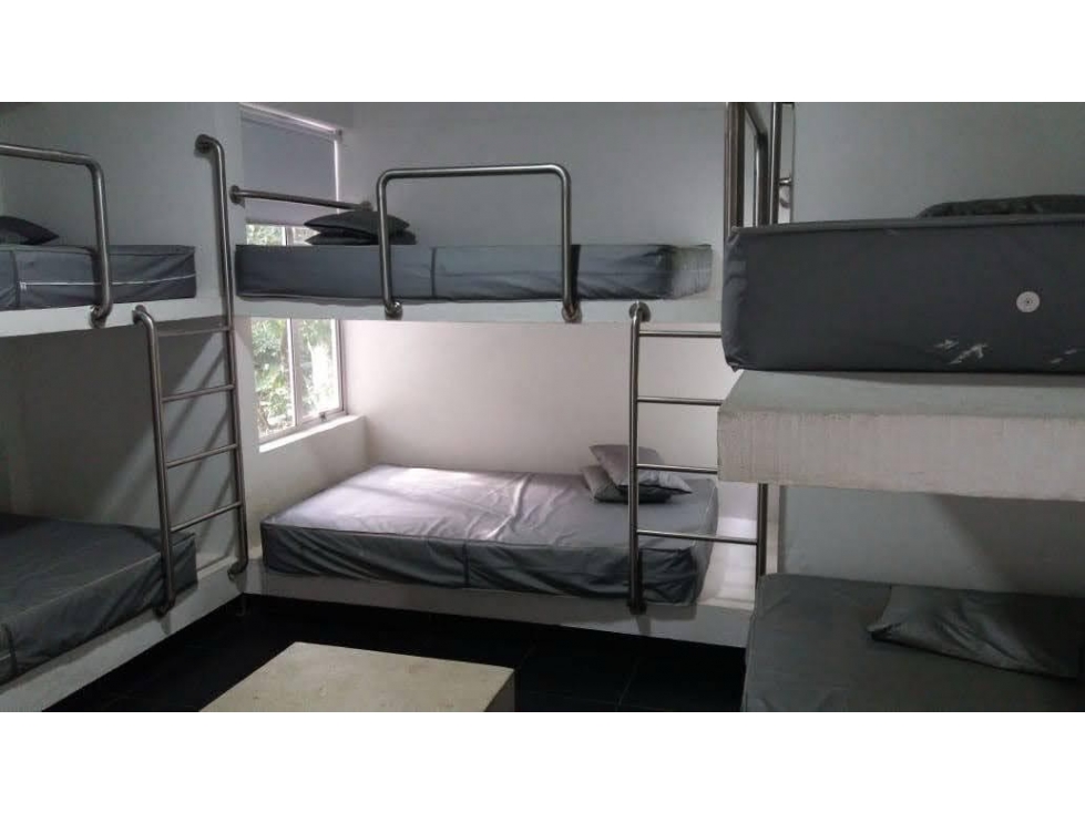 Casa finca de 2 pisos con piscina / San Jerónimo — foto 4