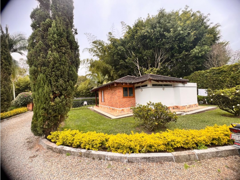 CASA FINCA DE LUJO EN VENTA EN LLANOGRANDE ~ SECTOR CLUB ~ Ganga. — foto 3