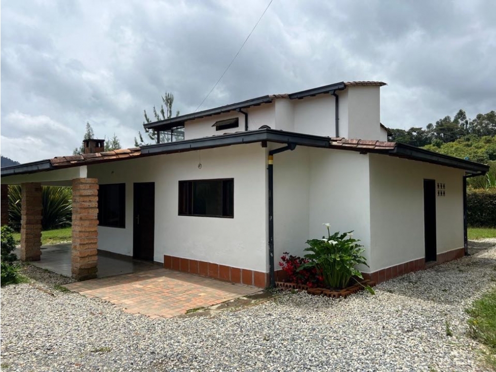 CASA FINCA EL RETIRO ANTIOQUIA EN UNIDAD CERRADA — foto 2