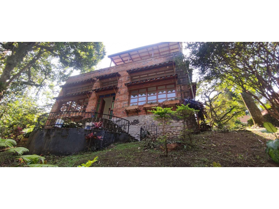 Casa finca en arriendo Envigado loma las brujas — foto 2