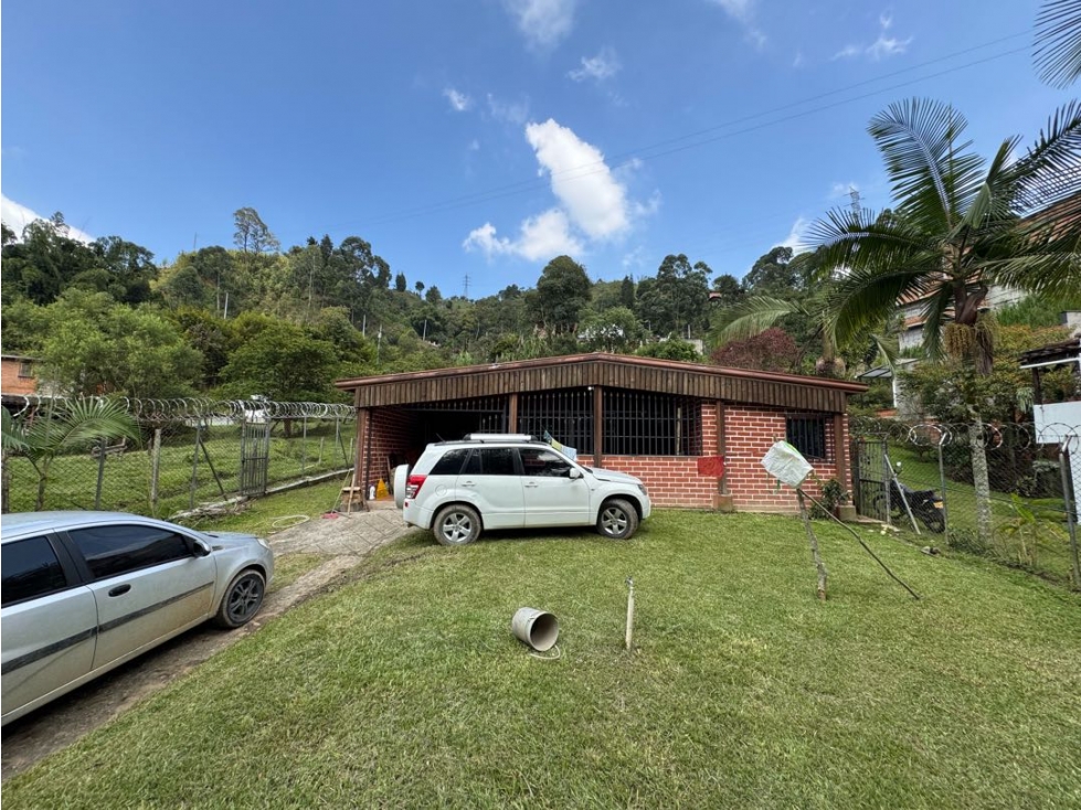 Casa finca en Caldas - sector tres aguas - 1