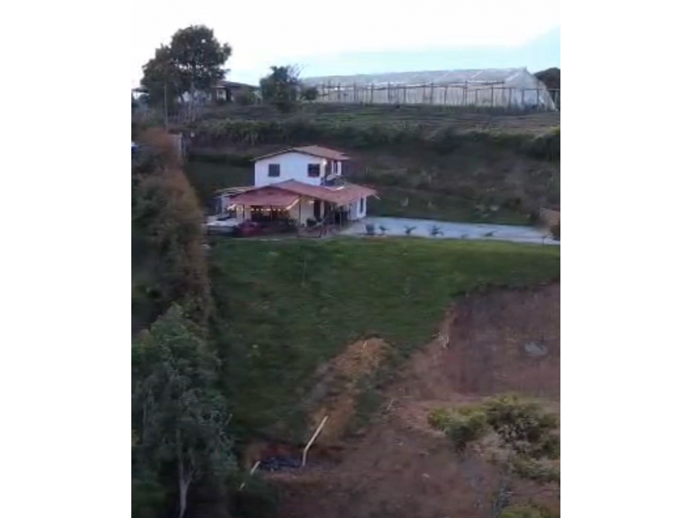 Casa finca en Marinilla sector las Garzonas el Carmen de Viboral — foto 2