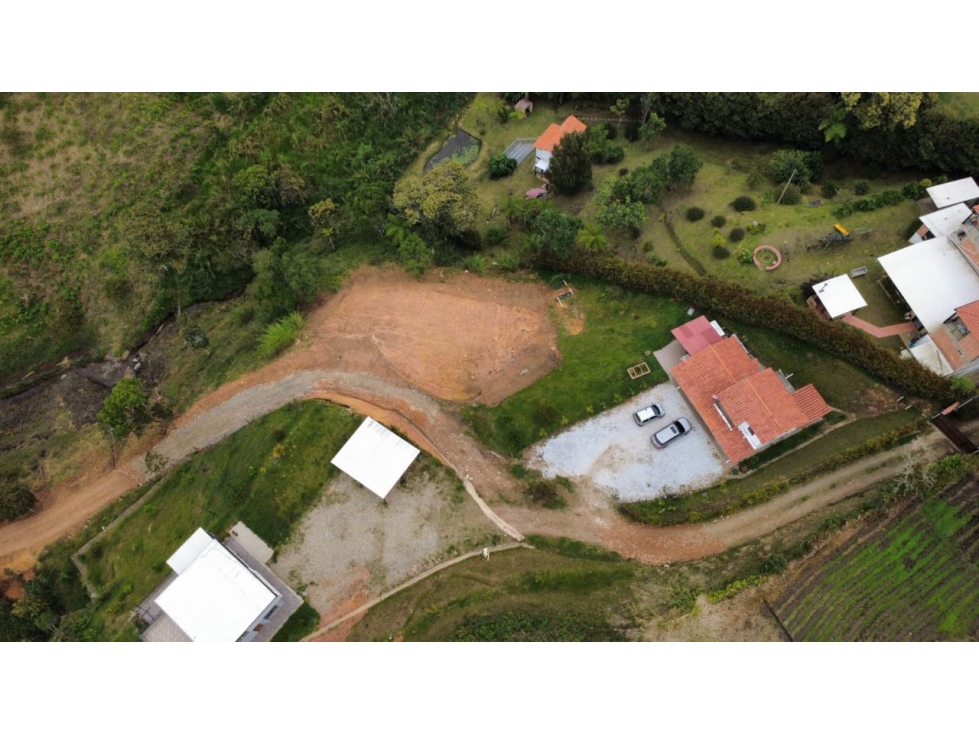 Casa finca en Marinilla sector las Garzonas el Carmen de Viboral — foto 3