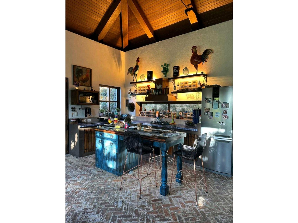 CASA FINCA EN VENTA CONJUNTO CERRADO LA CALERA LOTE 6.712m2 con Casas - 3