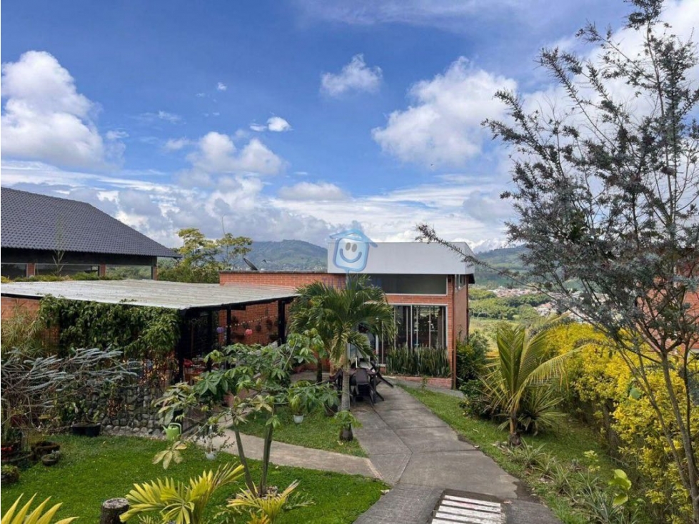 Casa finca en venta en Guacas-Santa Rosa de Cabal