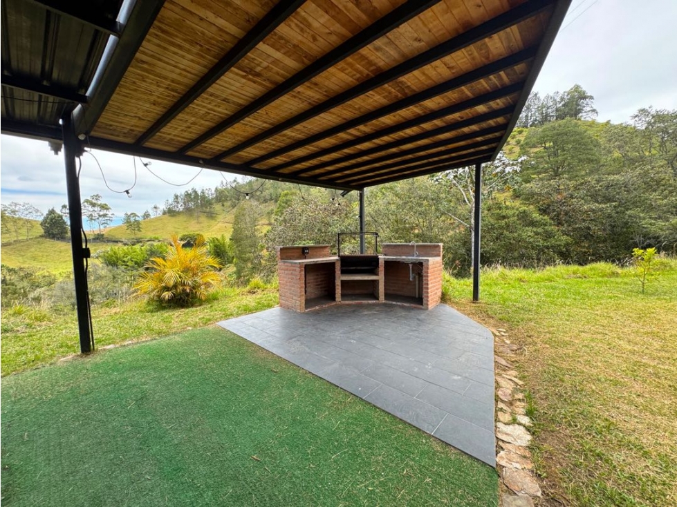 CASA FINCA EN VENTA ENTRE EL RETIRO Y LA CEJA — foto 6