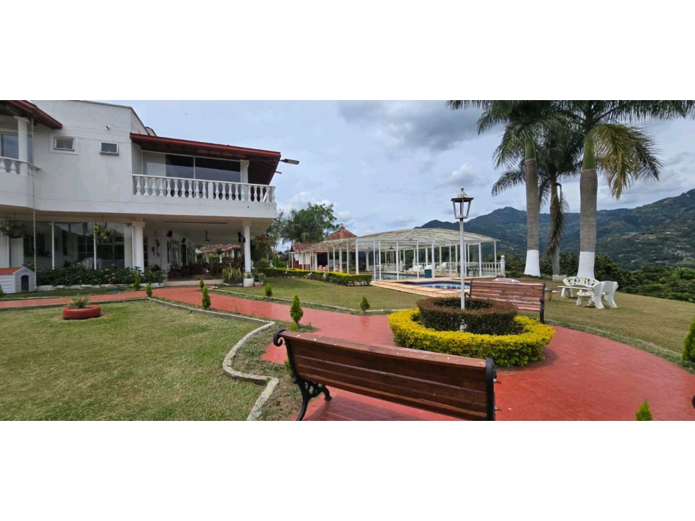 EXCELENTE CASA FINCA EN VENTA COPACABANA GIRARDOTA — foto 4