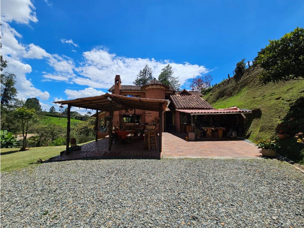CASA FINCA EN VENTA LA CLARITA, GUARNE — foto 4