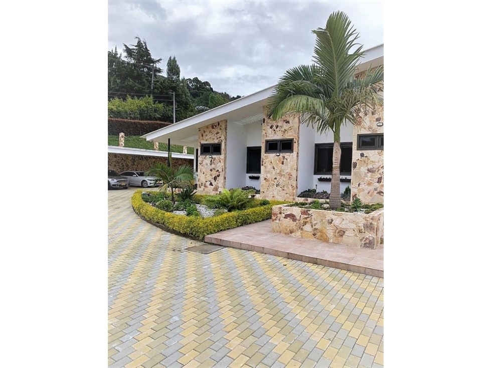Casa finca en venta sector corredor Las Palmas Le Retiro