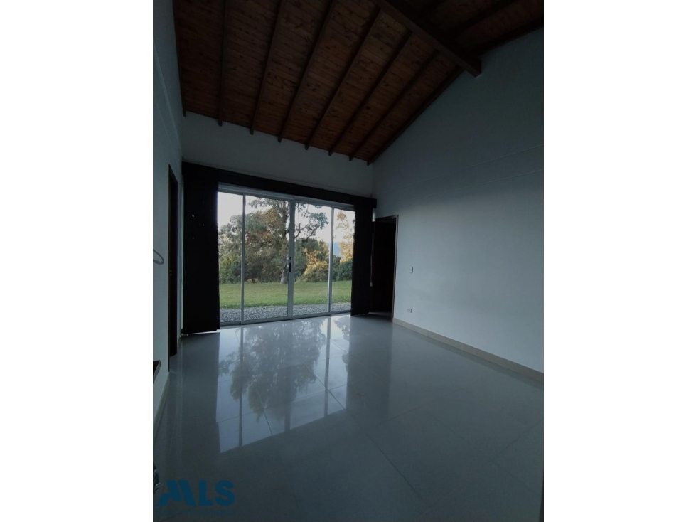 CASA FINCA EN VENTA SECTOR LA CATEDRAL(MLS#244336) - 4