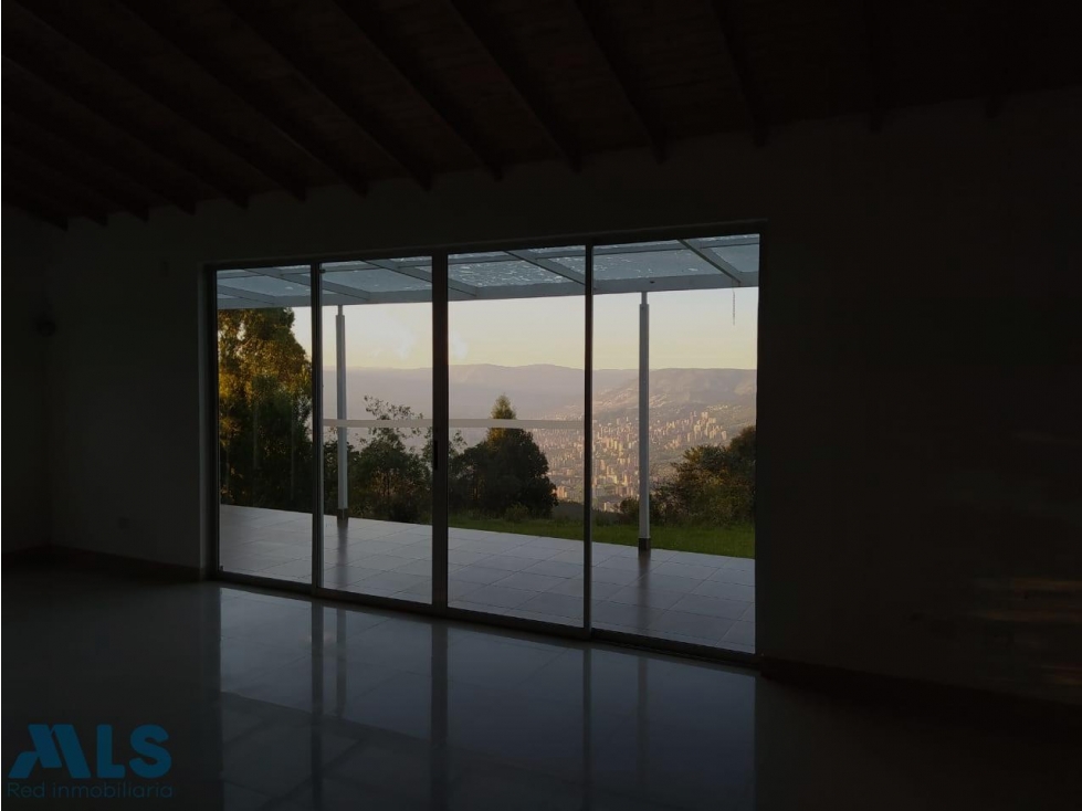 CASA FINCA EN VENTA SECTOR LA CATEDRAL(MLS#244336) - 2