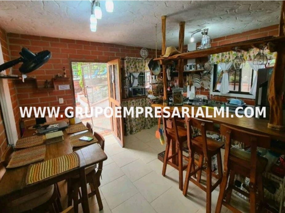 CASA FINCA EN VENTA - SECTOR SANTA FE DE ANTIOQUIA COD: 27785 - 2
