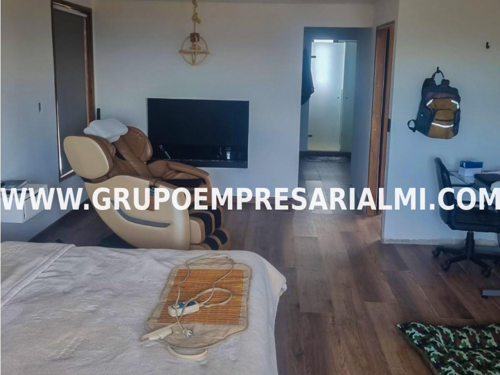 GRANDIOSA CASA FINCA EN VENTA - SECTOR SANTA ELENA COD: 28469 — foto 6