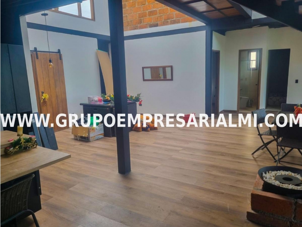GRANDIOSA CASA FINCA EN VENTA - SECTOR SANTA ELENA COD: 28469 — foto 3