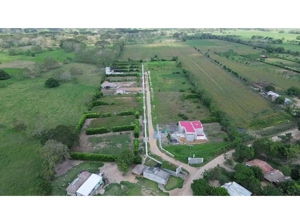 CASA FINCA EN VENTA VIA AL SABANAL