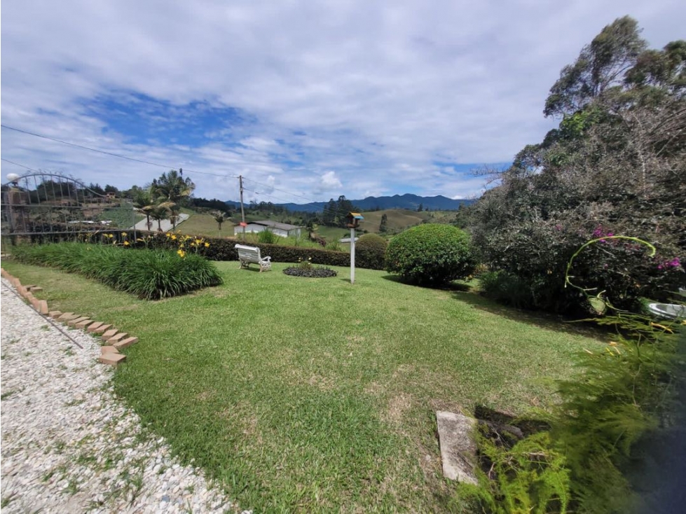 CASA FINCA INDEPENDIENTE CARMEN DE VIBORAL 4900 m2 — foto 3