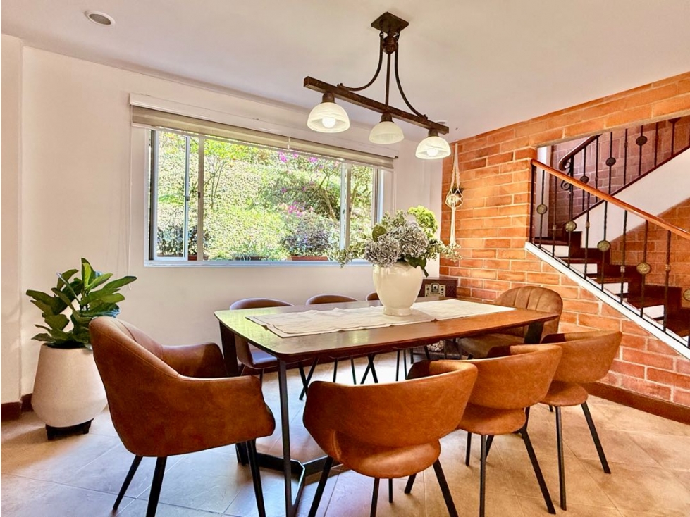 Casa finca independiente en la ciudad — foto 4