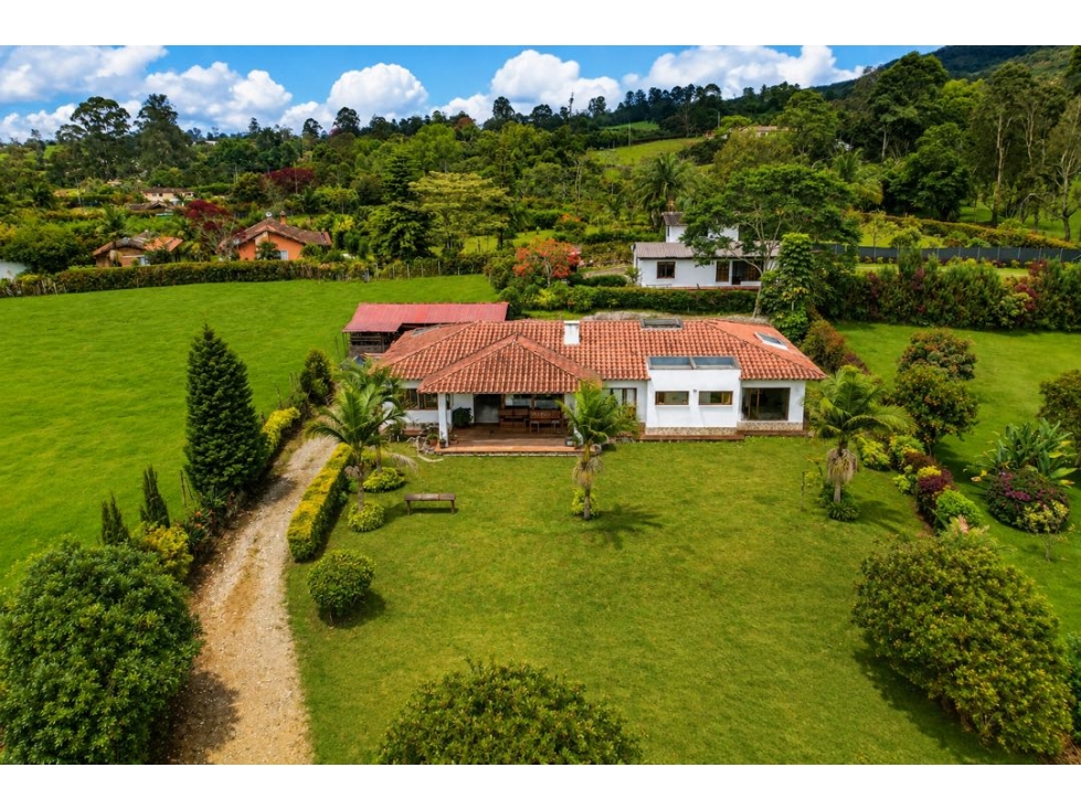 Casa finca independiente ubicada en Pontezuela, Llanogrande