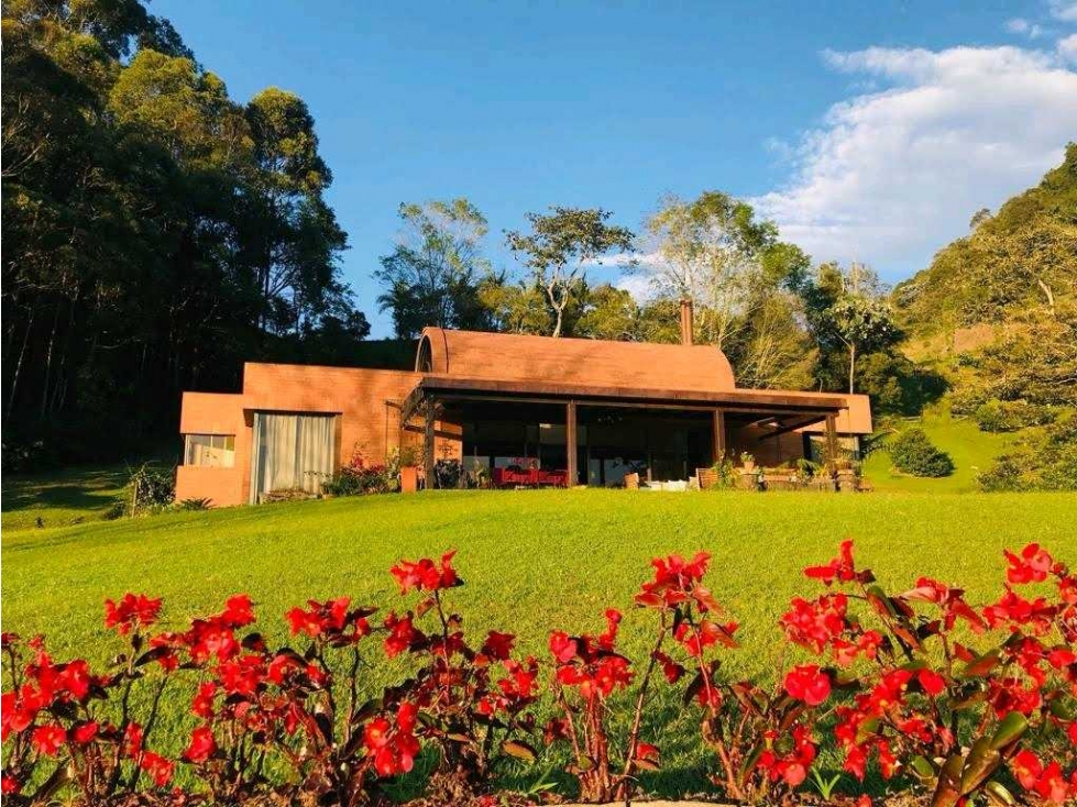 CASA FINCA PARA LA VENTA LA CEJA ANTIOQUIA VEREDA EL GUAMITO
