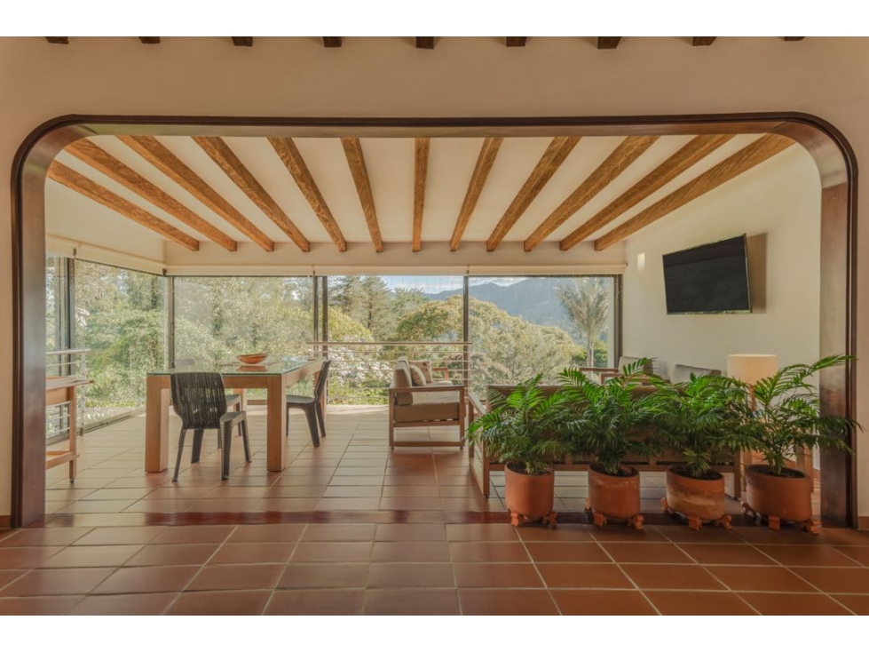 CASA FINCA UBICADA EN EL RETIRO EN LA UNIDAD MAS EXCLUSIVA DEL RETIRO — foto 4