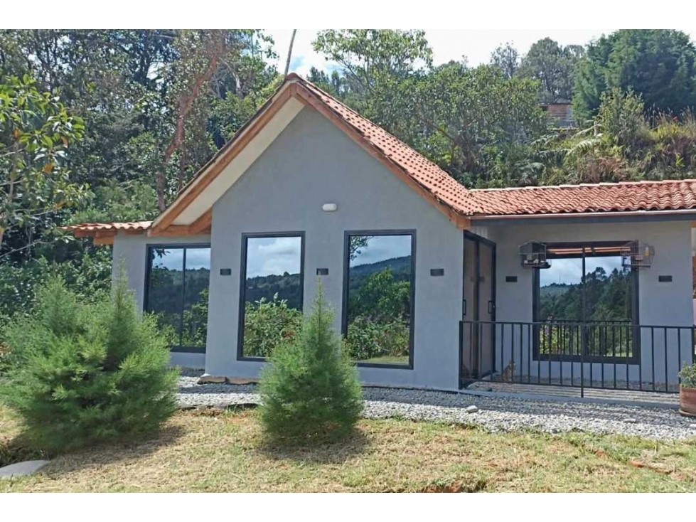 Venta Casa finca vereda Piedras Blancas Santa Elena - Proindiviso