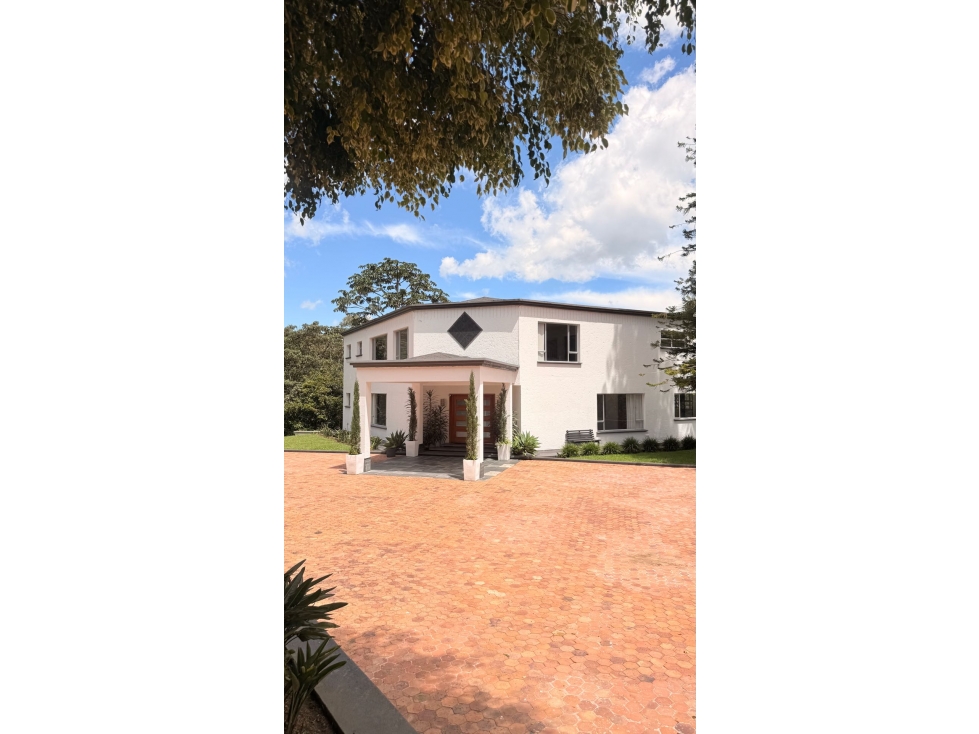 CASA FIZEBAD